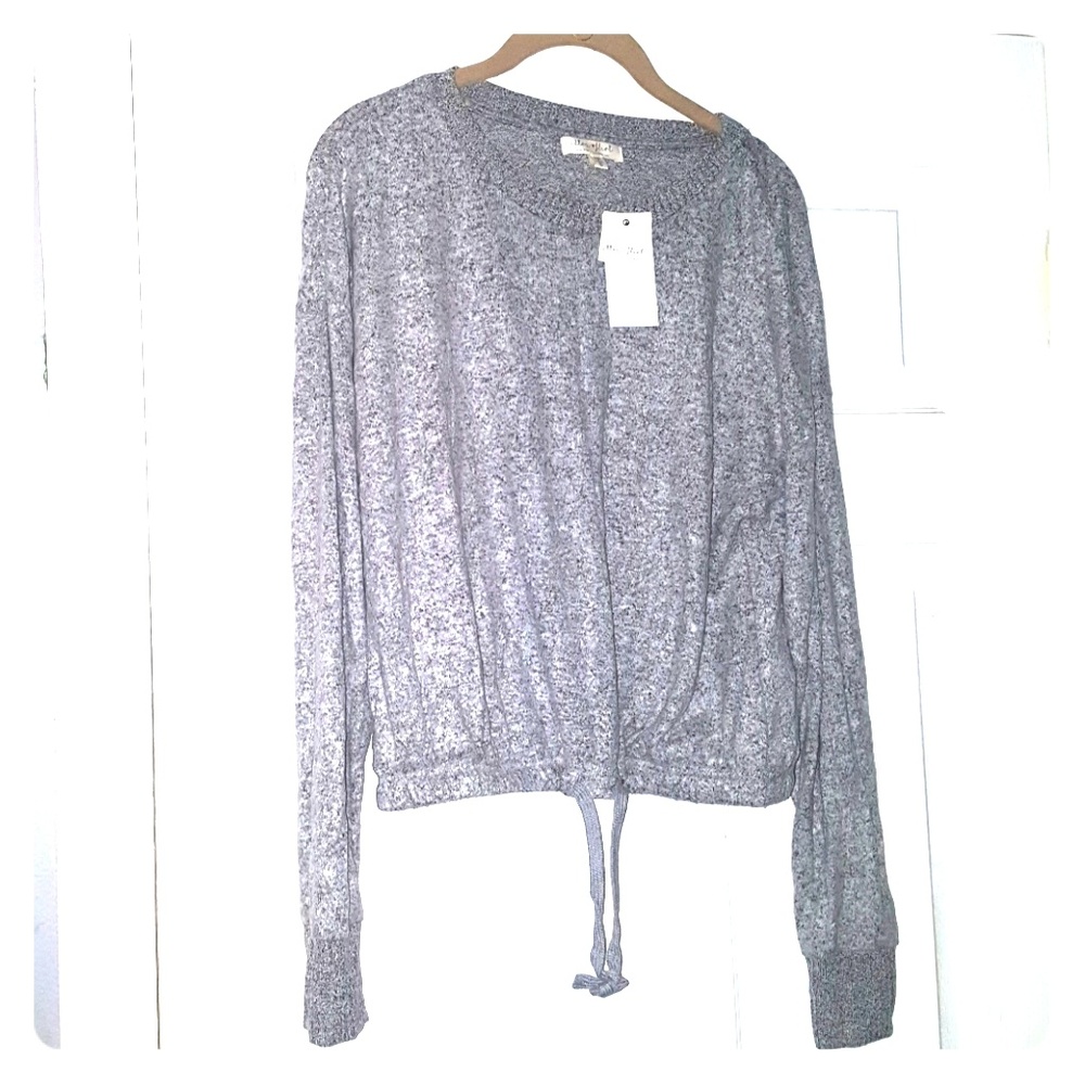 Ultra Flirt very soft cozy gray sweater size S